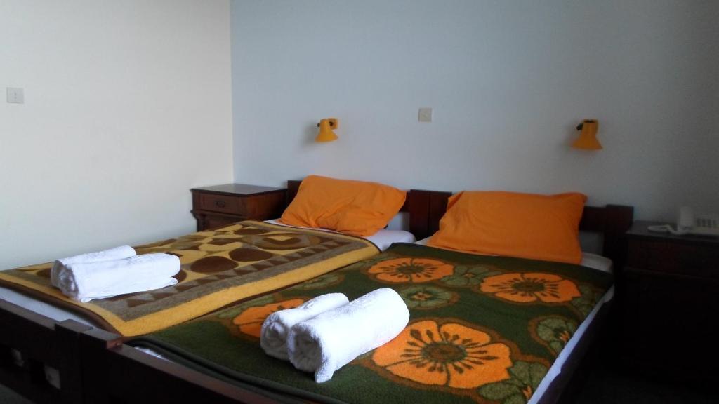 Kouros Hotel